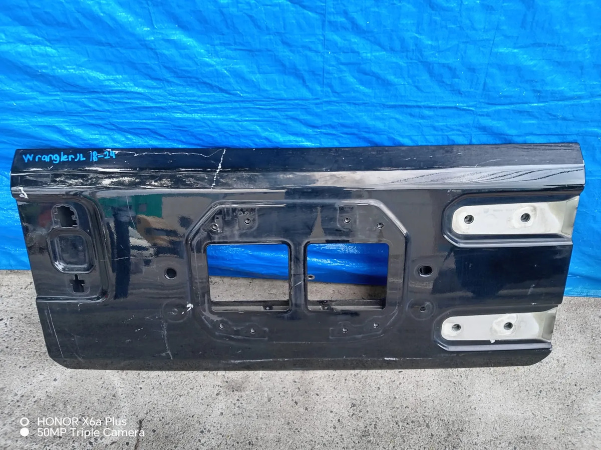 Tapa Batea Jeep Wrangler 2018 2019 2020 2022 2024 Negro