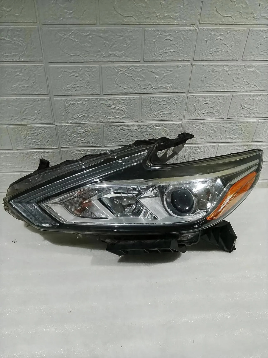 Faro Izquierdo Altima 2016 2017 2018 Izquierdo/conductor