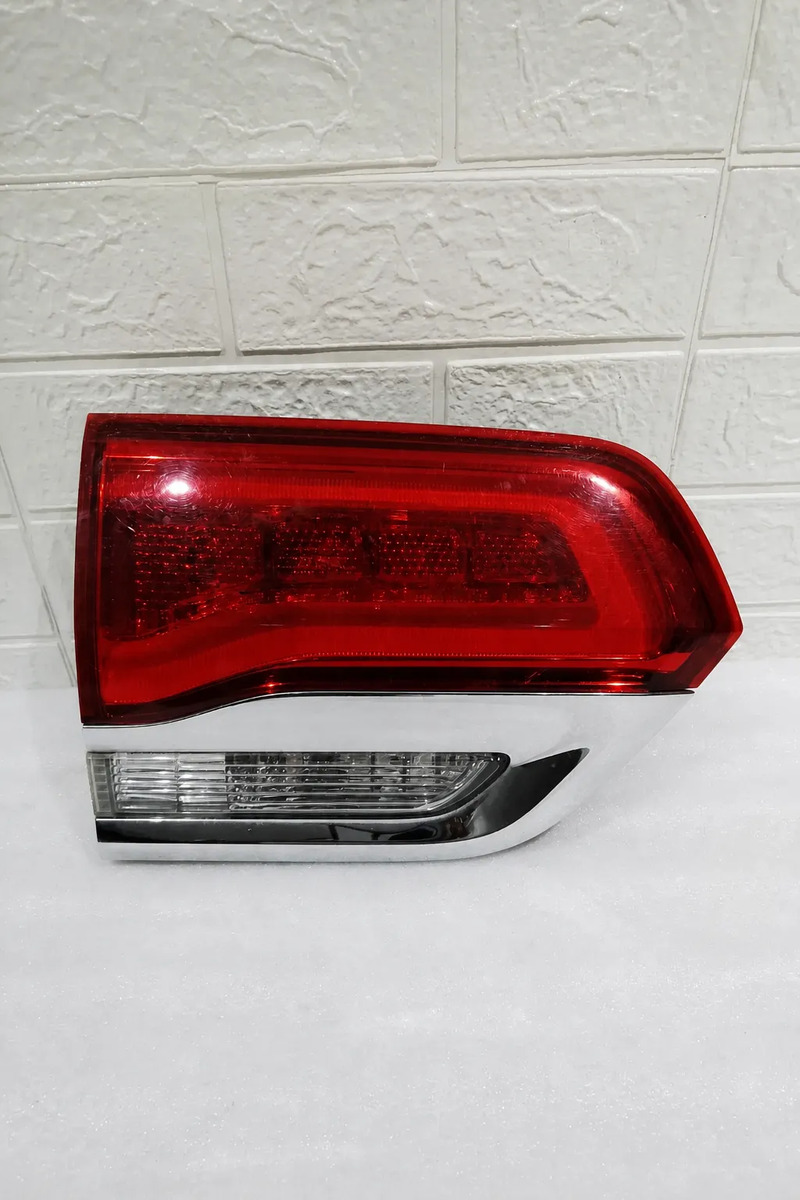 Calavera Interior Lh Grand Cherokee 2014 2015 2016 2019 Izquierdo/conductor Rojo