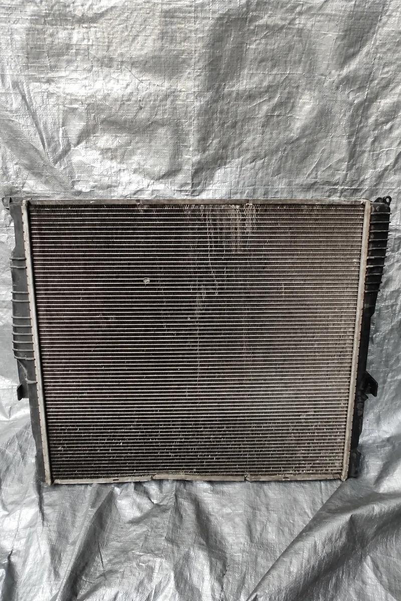 Bmw X3 2011 - 2014 Radiador Delantera Usado Original