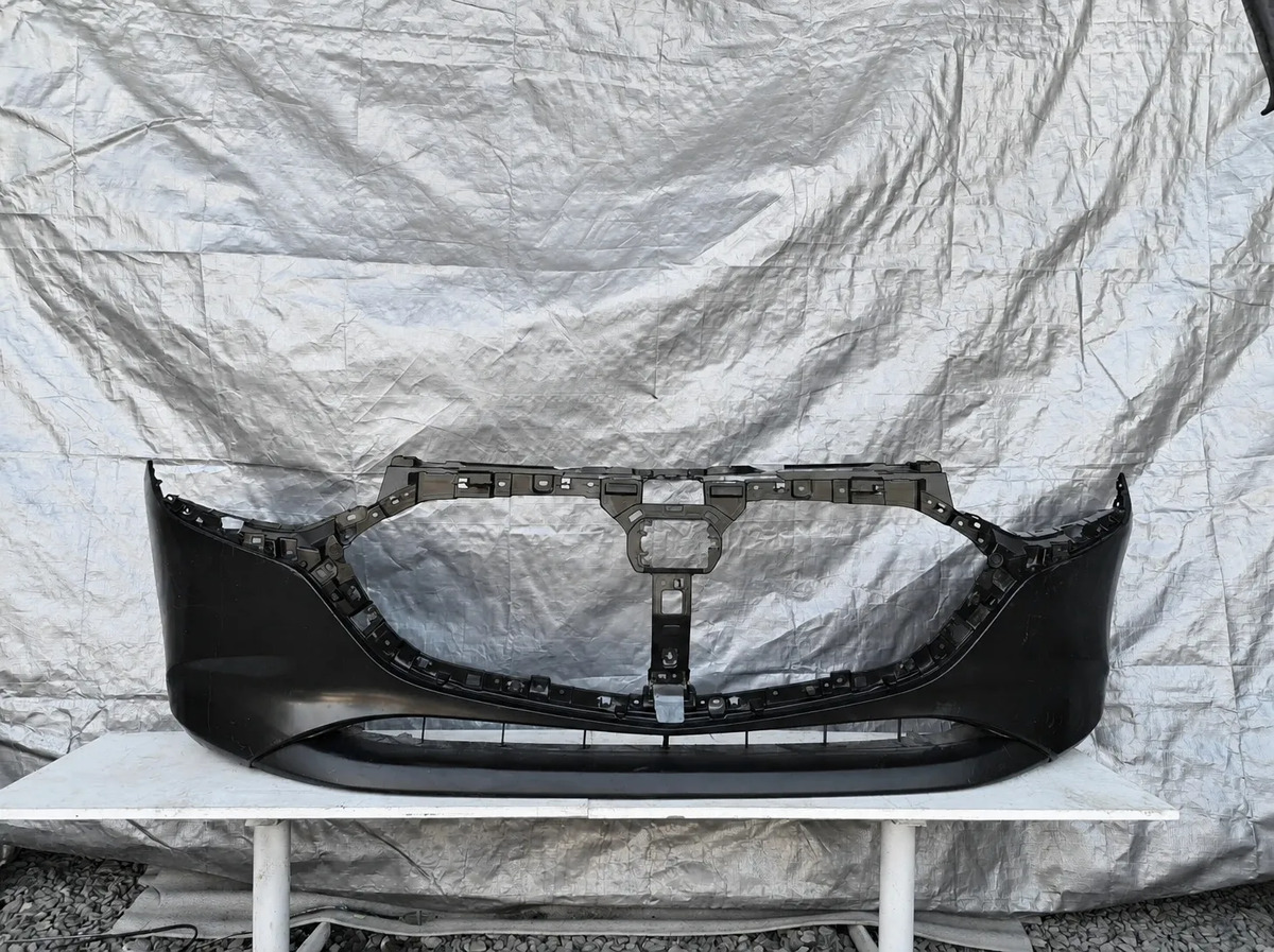 Mazda 2 2019 - 2023 Fascia Delantera Usado Original