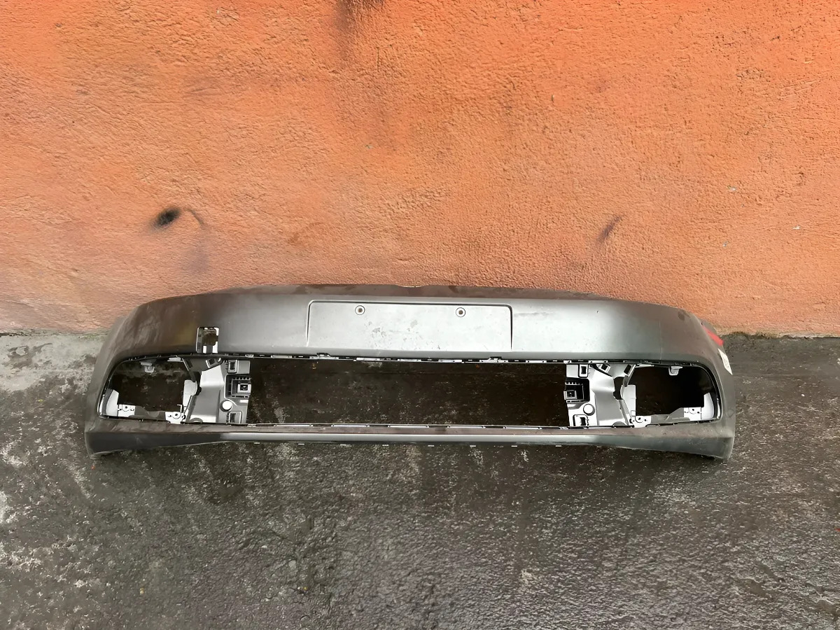 Fascia Delantera Volkswagen Polo 2013-2016 Usado Original Gris Claro