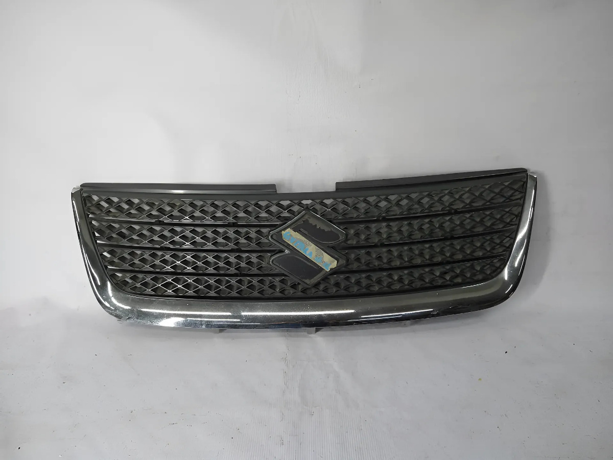 Suzuki Grand vitara 2011 - 2014 Parrilla Delantera Usado Original - vista 1
