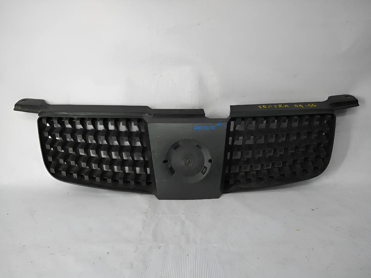 Nissan Sentra 2004 - 2006 Parrilla Delantera Usado Generico - vista 1