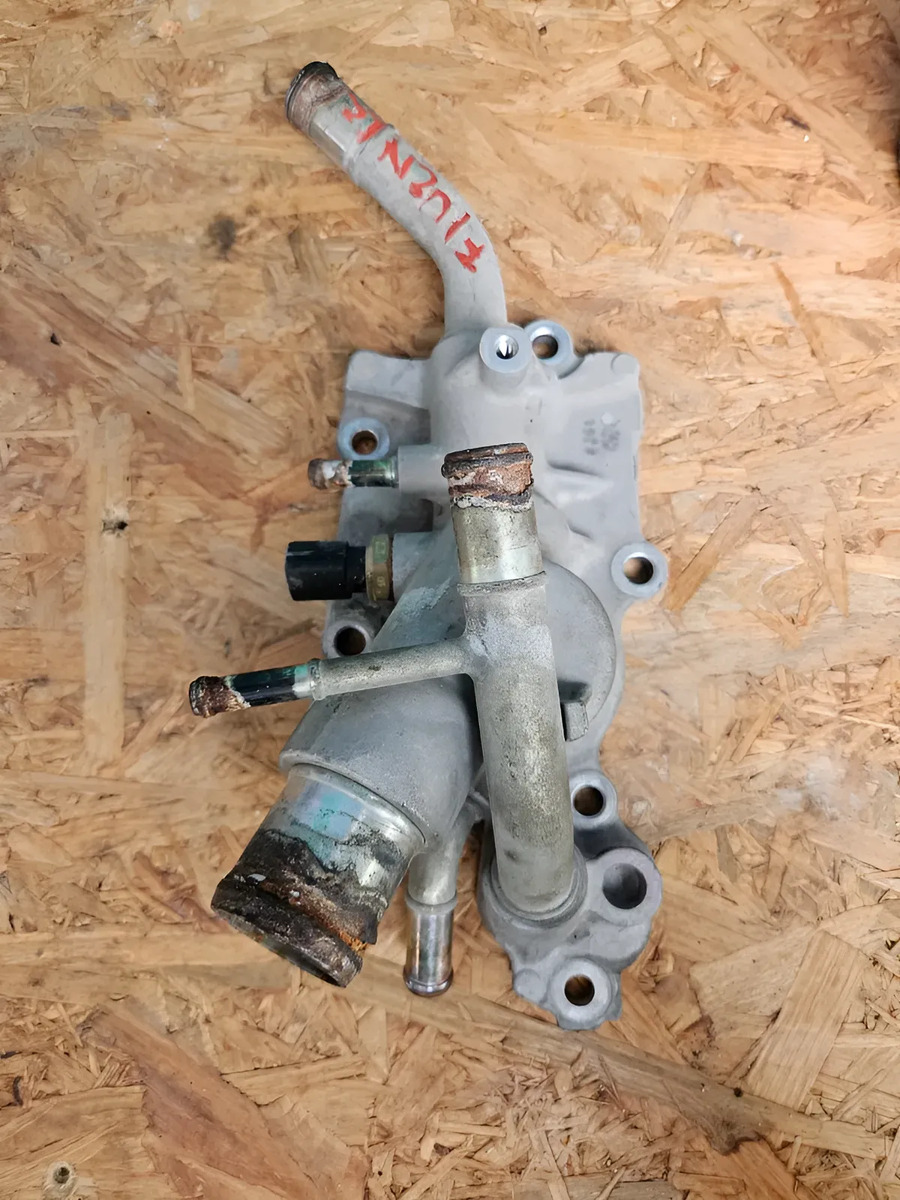 Renault Fluence 2012-2017 Toma De Agua Lado Transmision