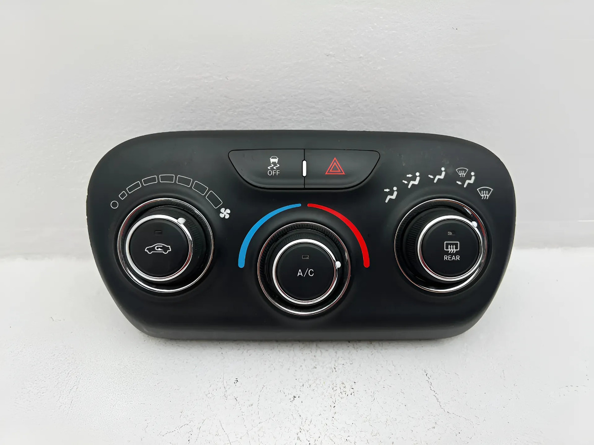 Dodge Dart 2013 - 2016 Control de Clima Usado Original