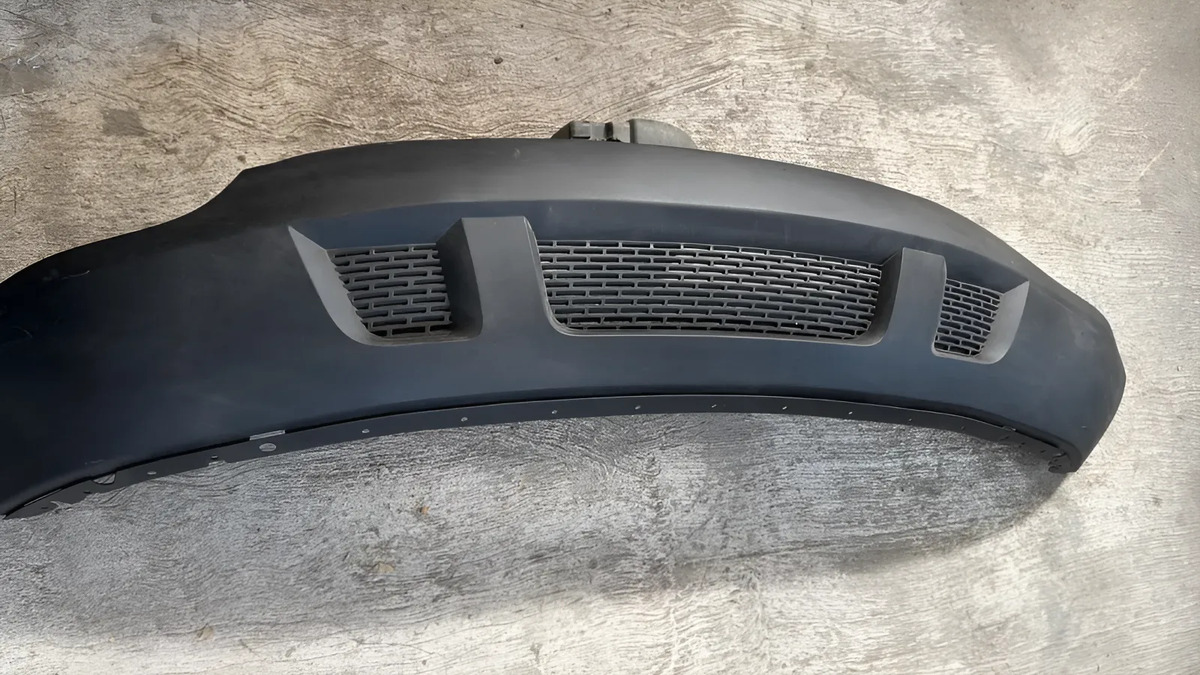 Fascia Delantera Infeior Gmc Acadia 2007-2012 Usado Corrugad Negro