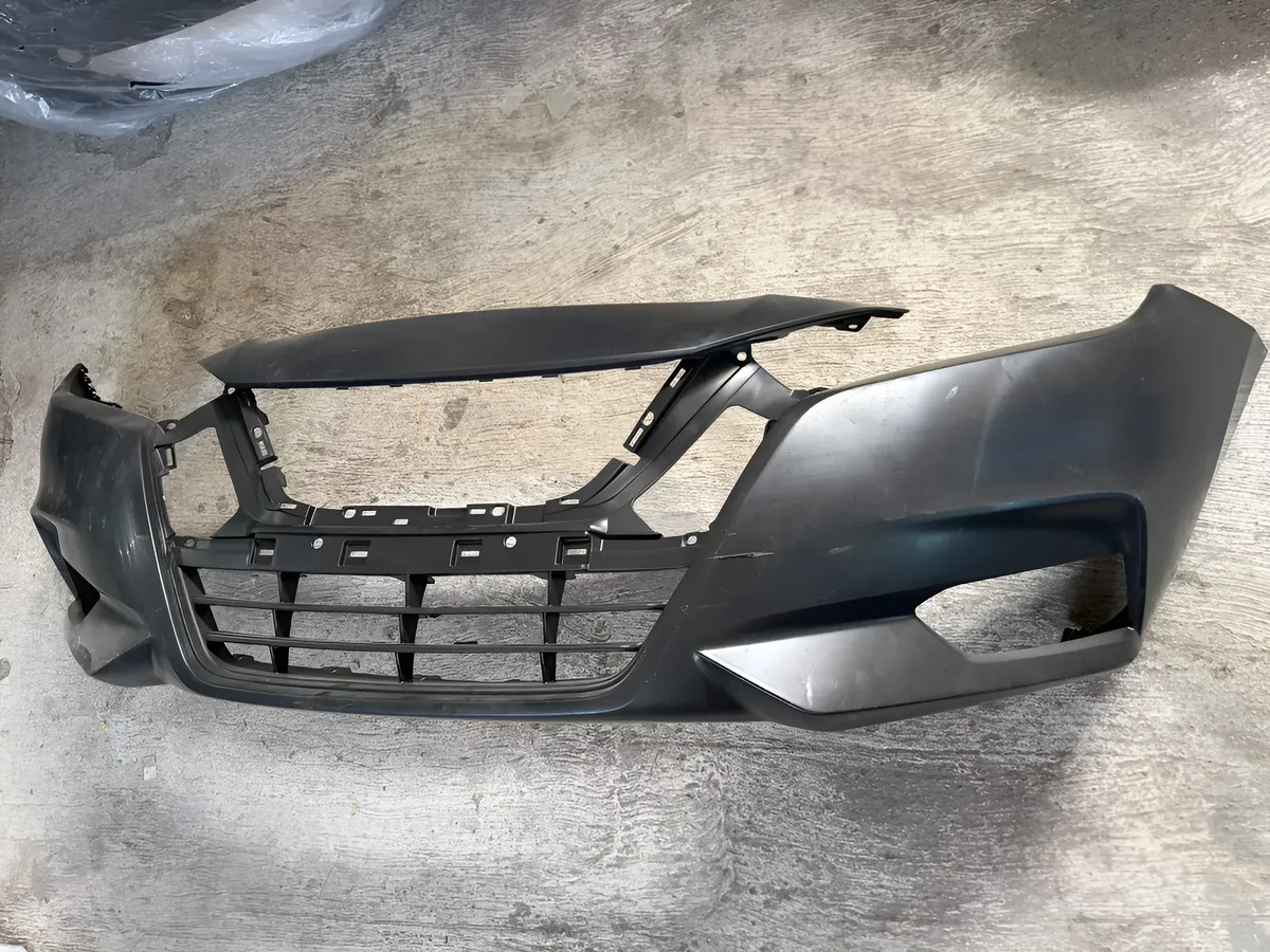 Fascia Delantera Nissan Versa 2020-2022 Nvo Taiwan Negro