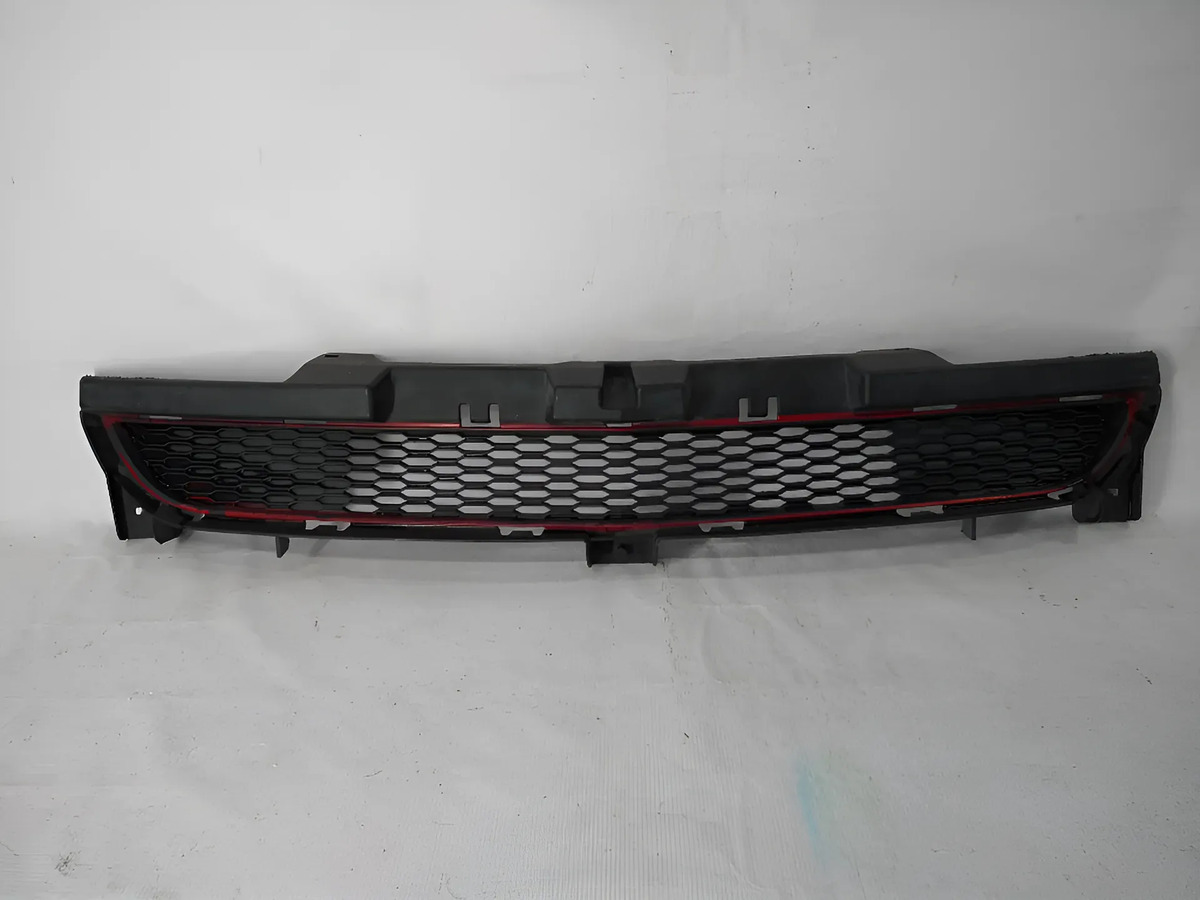 Dodge Charger 2011 - 2014 Rejilla Delantera Usado Generico
