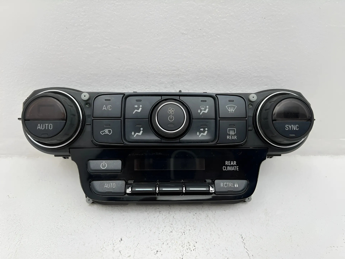 Chevrolet Tahoe 2015 - 2017 Control de Clima Usado Original