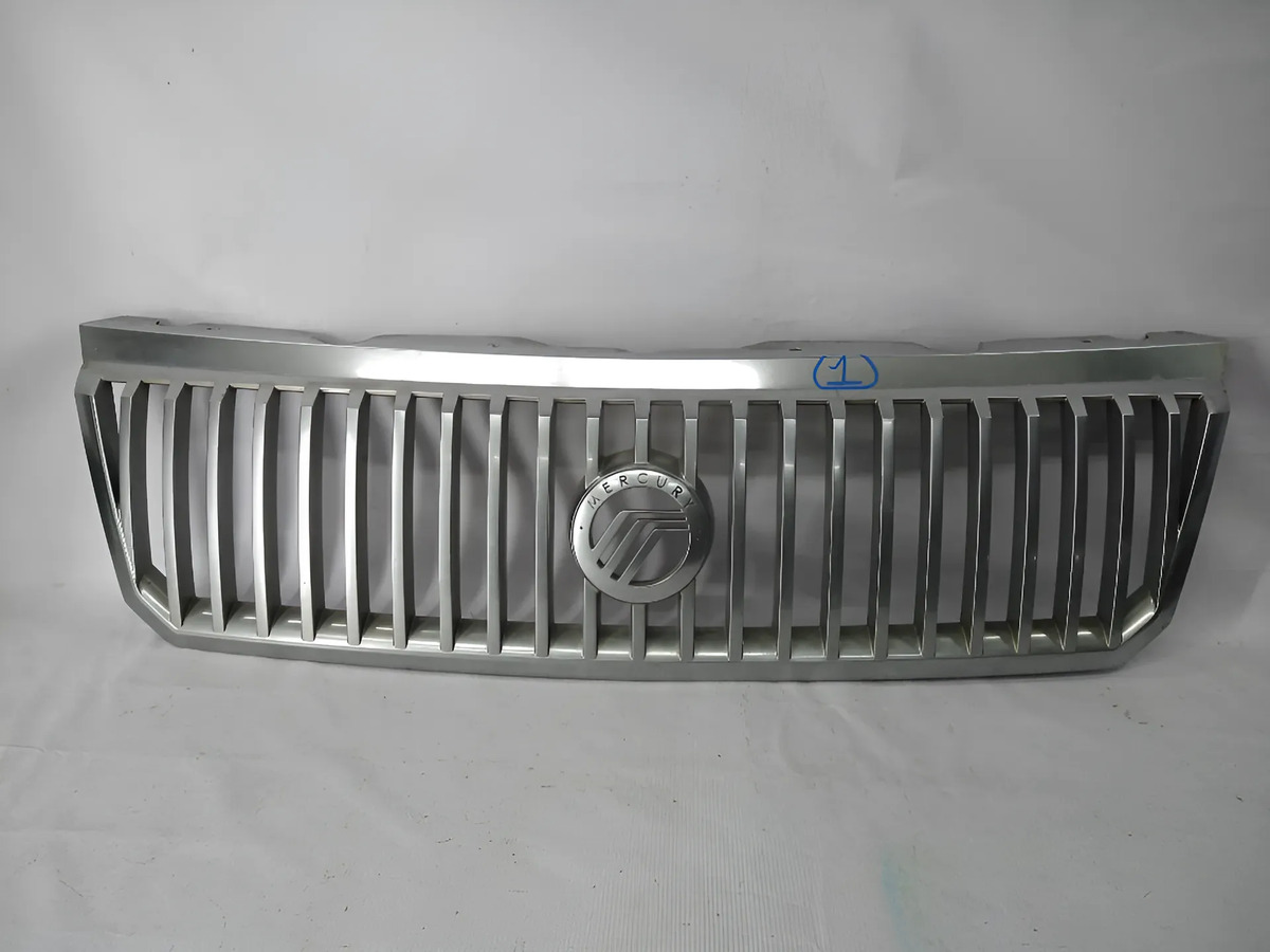 Mercury Mountainner 2002 - 2005 Parrilla Delantera Usado Original