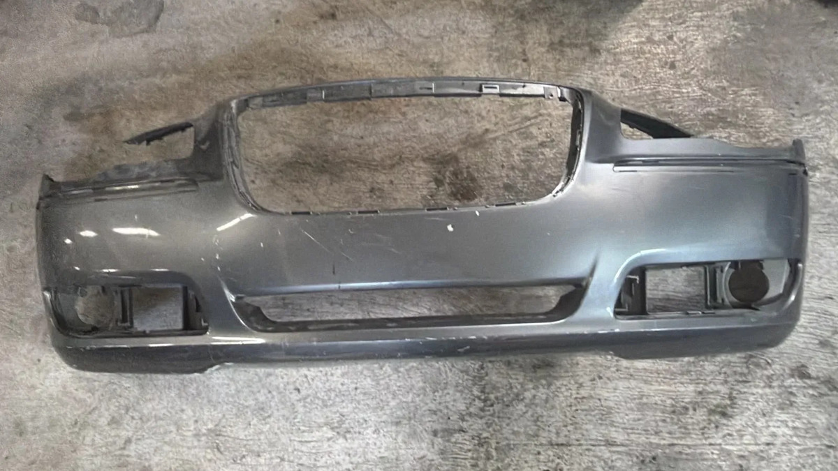 Fascia Delantera Chrysler 300 300c 2011-2016 Usado Original Gris Claro