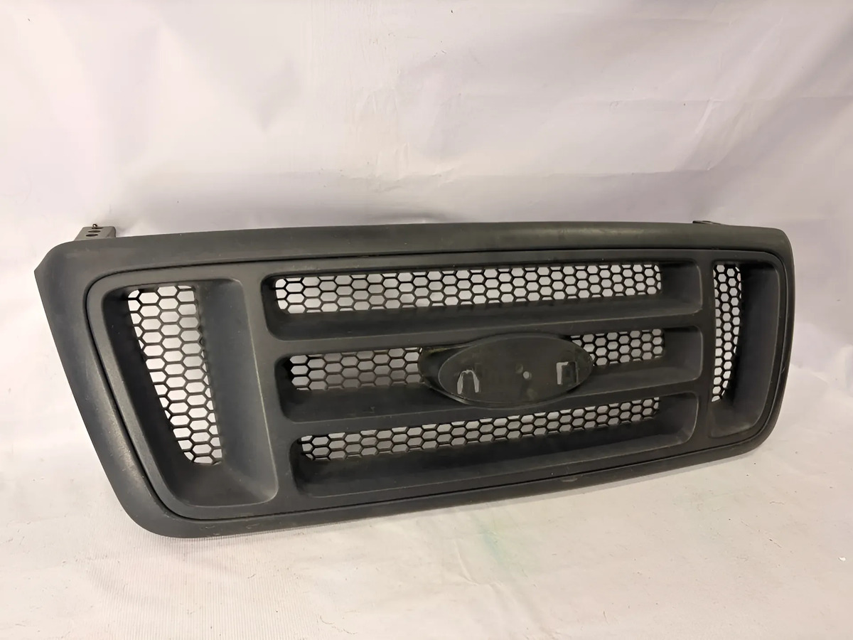 Ford Lobo 2004 - 2008 Parrilla Delantera Usado Original