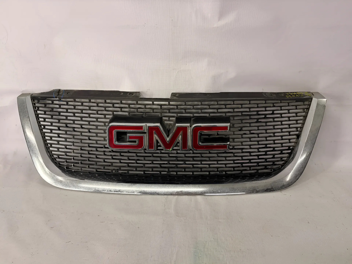 Gmc Yukon 2015 - 2020 Parrilla Delantera Usado Original