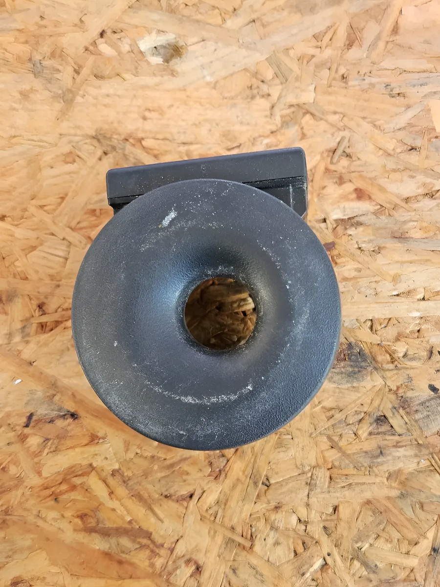 Renault Duster 2012-2016 Antena De Llave Original Negro