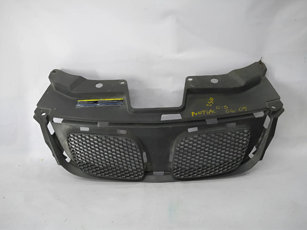 Pontiac G5 2006 - 2009 Parrilla Delantera Usado Original