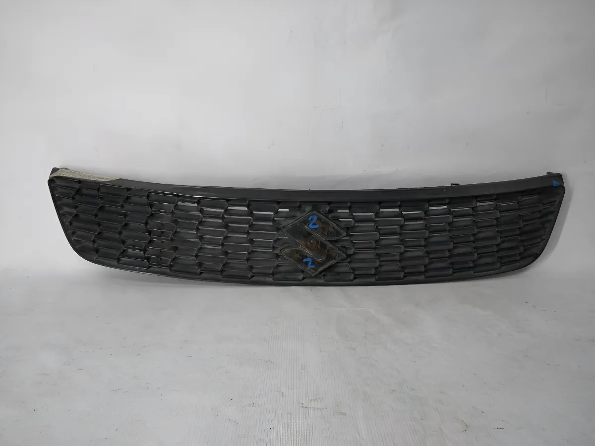 Suzuki Swift 2011 - 2017 Parrilla Delantera Usado Original