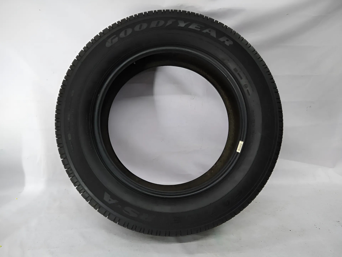 Llanta Goodyear Eagle Rs-a P235/60/r18