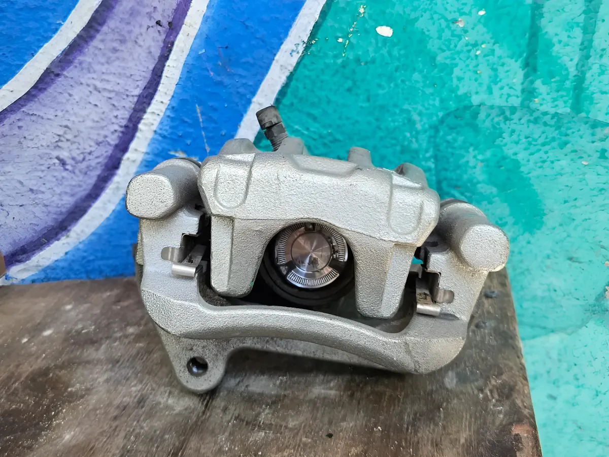 Chirey Tiggo 2 Pro 2022-2026 Caliper Electronico Trasero Der