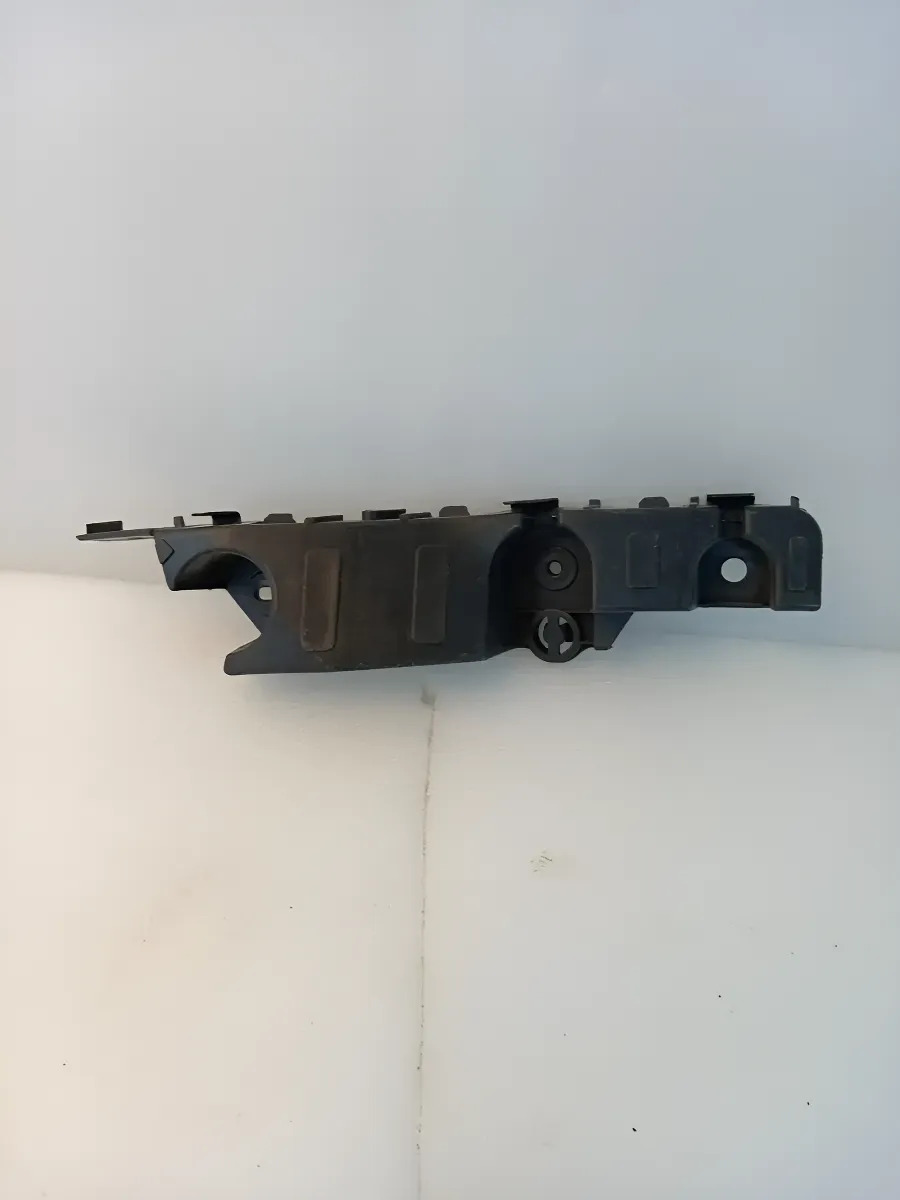 Guia De Facia Delantera Derecha Chevrolet Sonic 2012/2019.