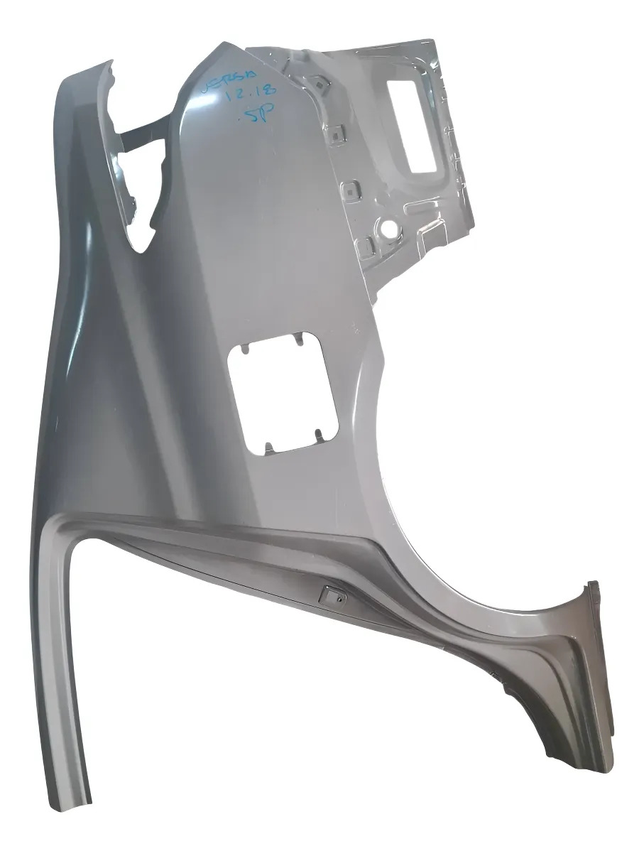 Nissan Versa 2012 - 2018 Costados Laterales Izquierdo Usado Generico