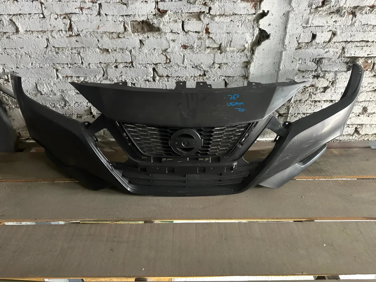 Nissan Versa 2020 - 2022 Parrilla Delantera Usado Generico