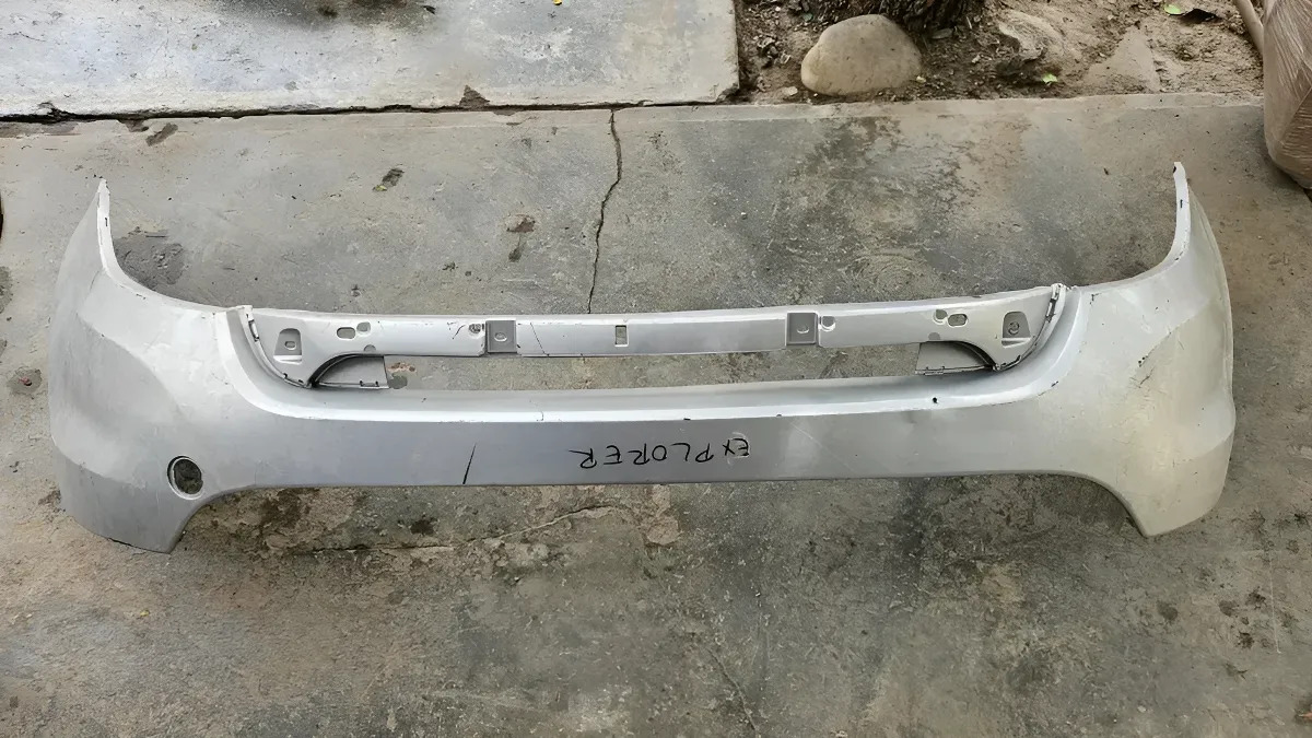 Ford Explorer 2012-2015 Fascia Delantera Gris