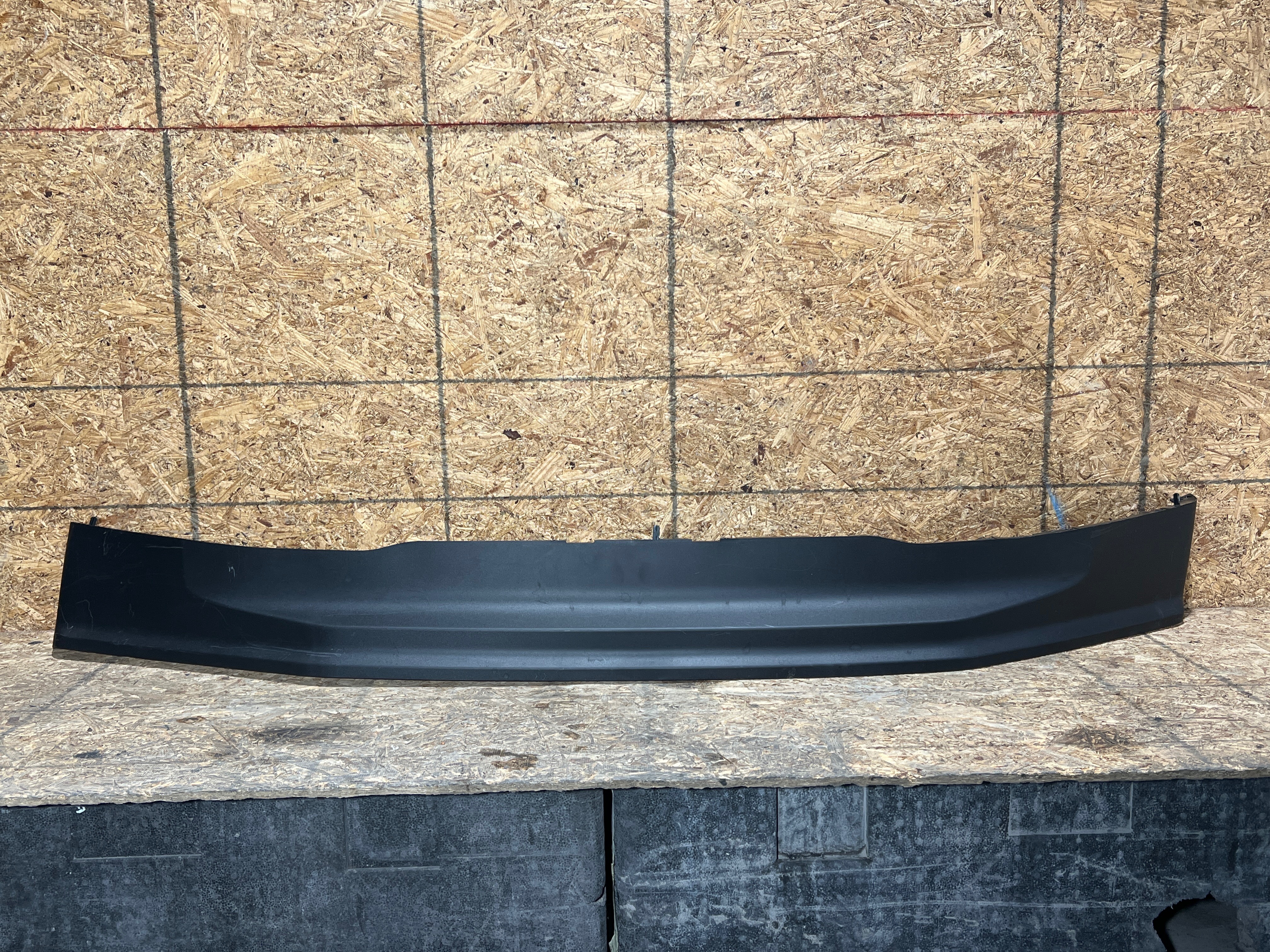 Ford F-250 2024 - 2026 Spoiler Delantera Usado Original