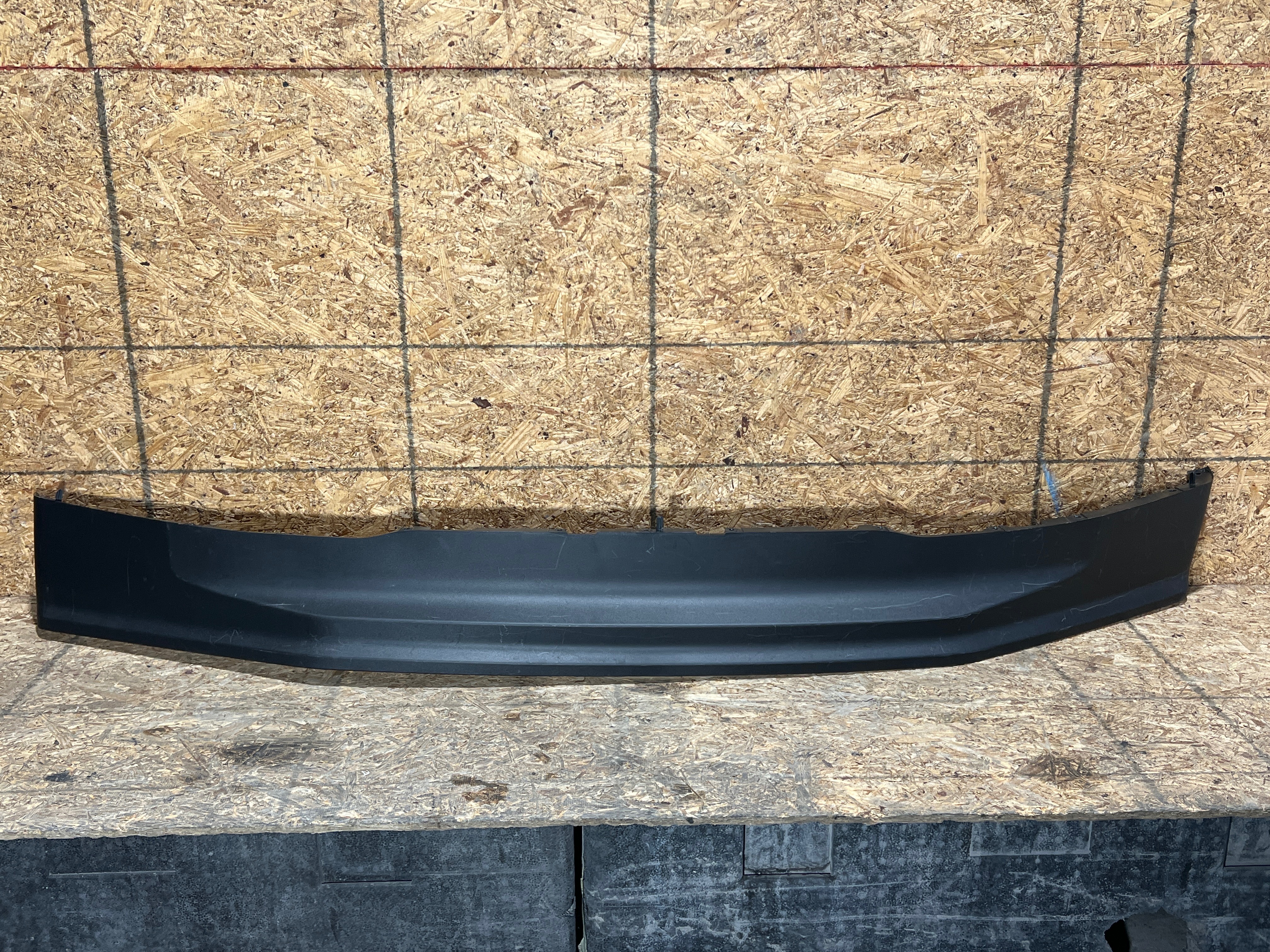 Ford F-250 2024 - 2026 Spoiler Delantera Usado Original