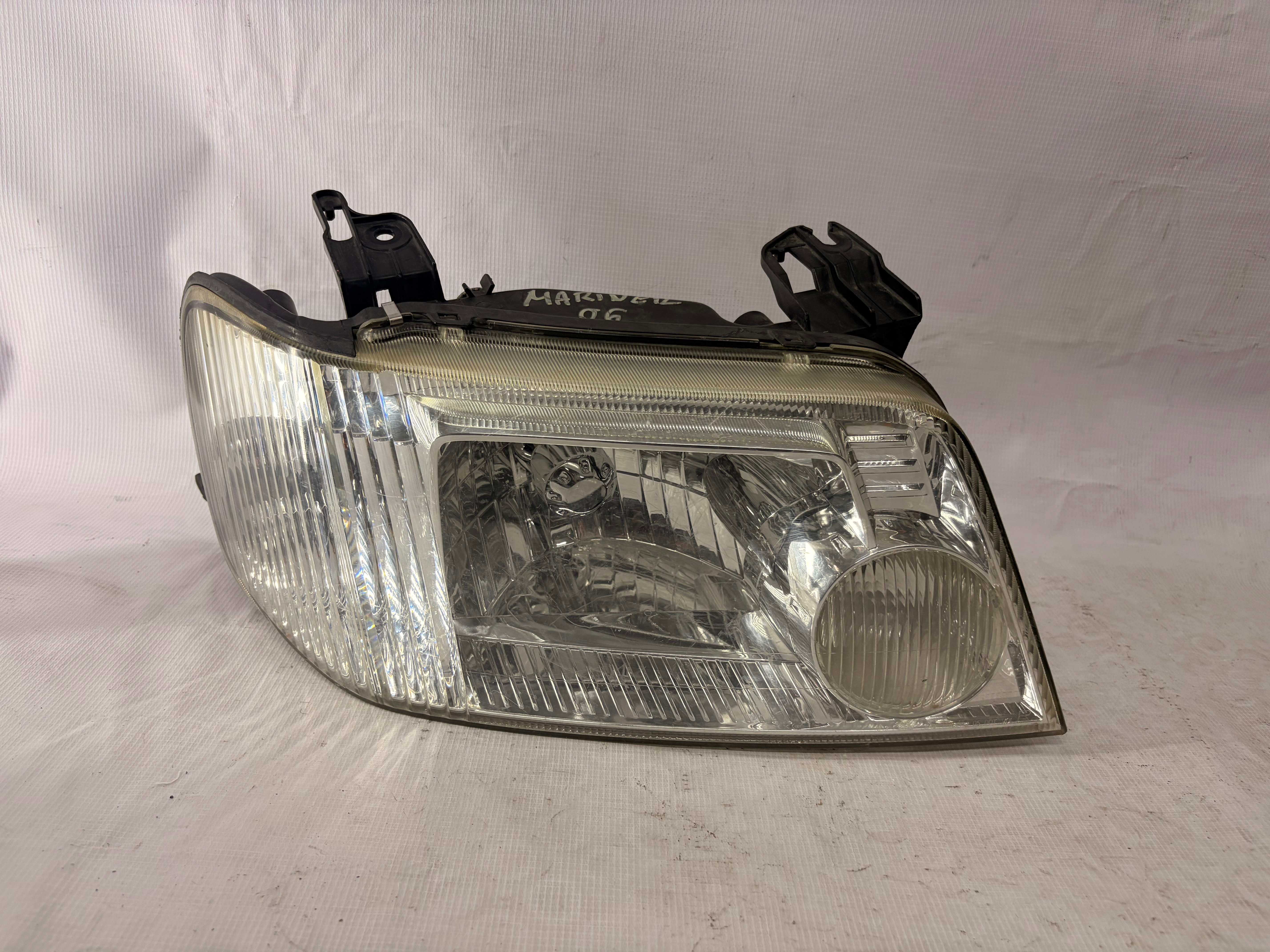 Mercury Mariner 2005 - 2007 Faro Derecho Usado Original
