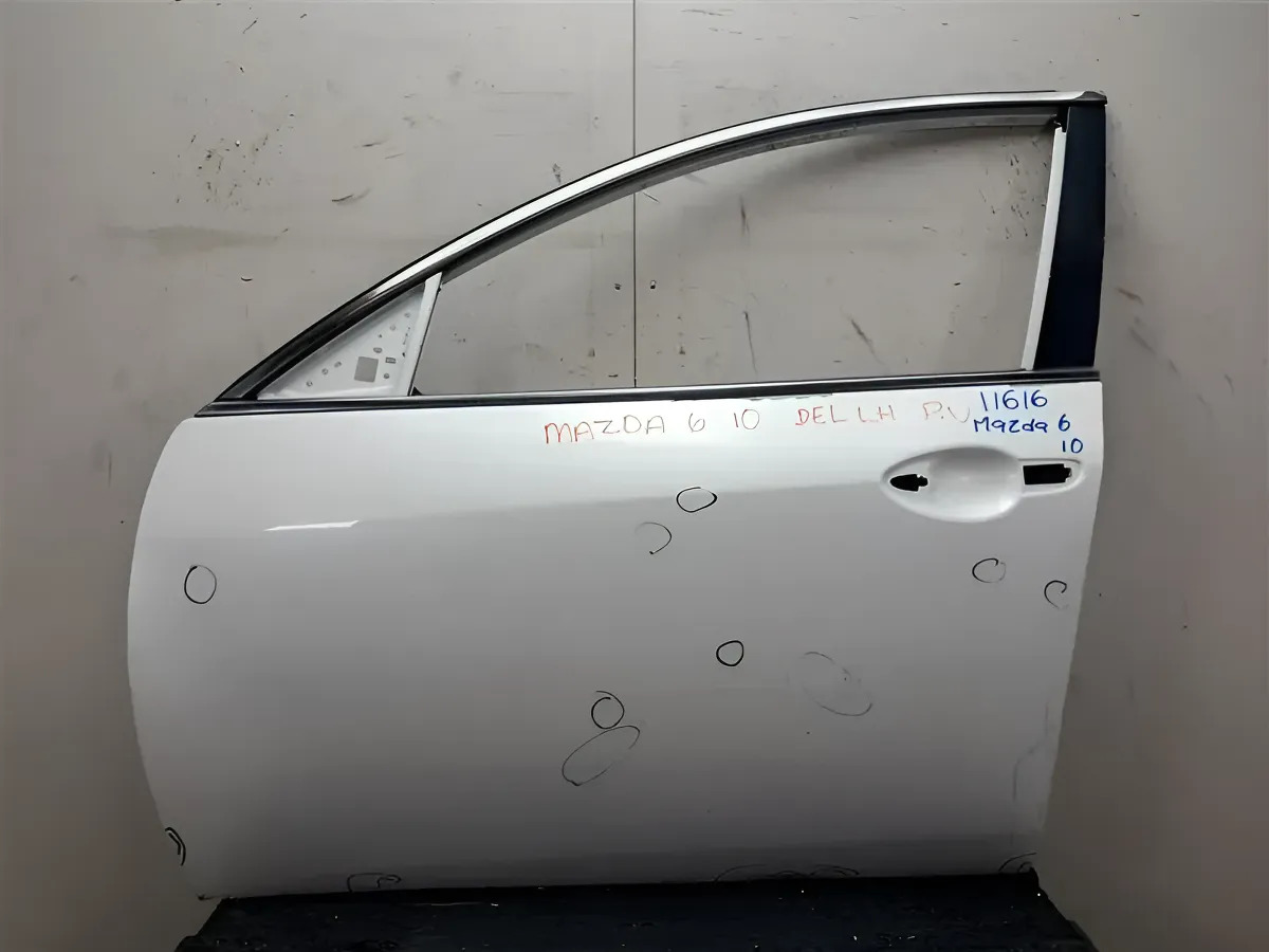 Puerta Delantero(a) Izquierdo(a) Cascaron Mazda 6 2010 4