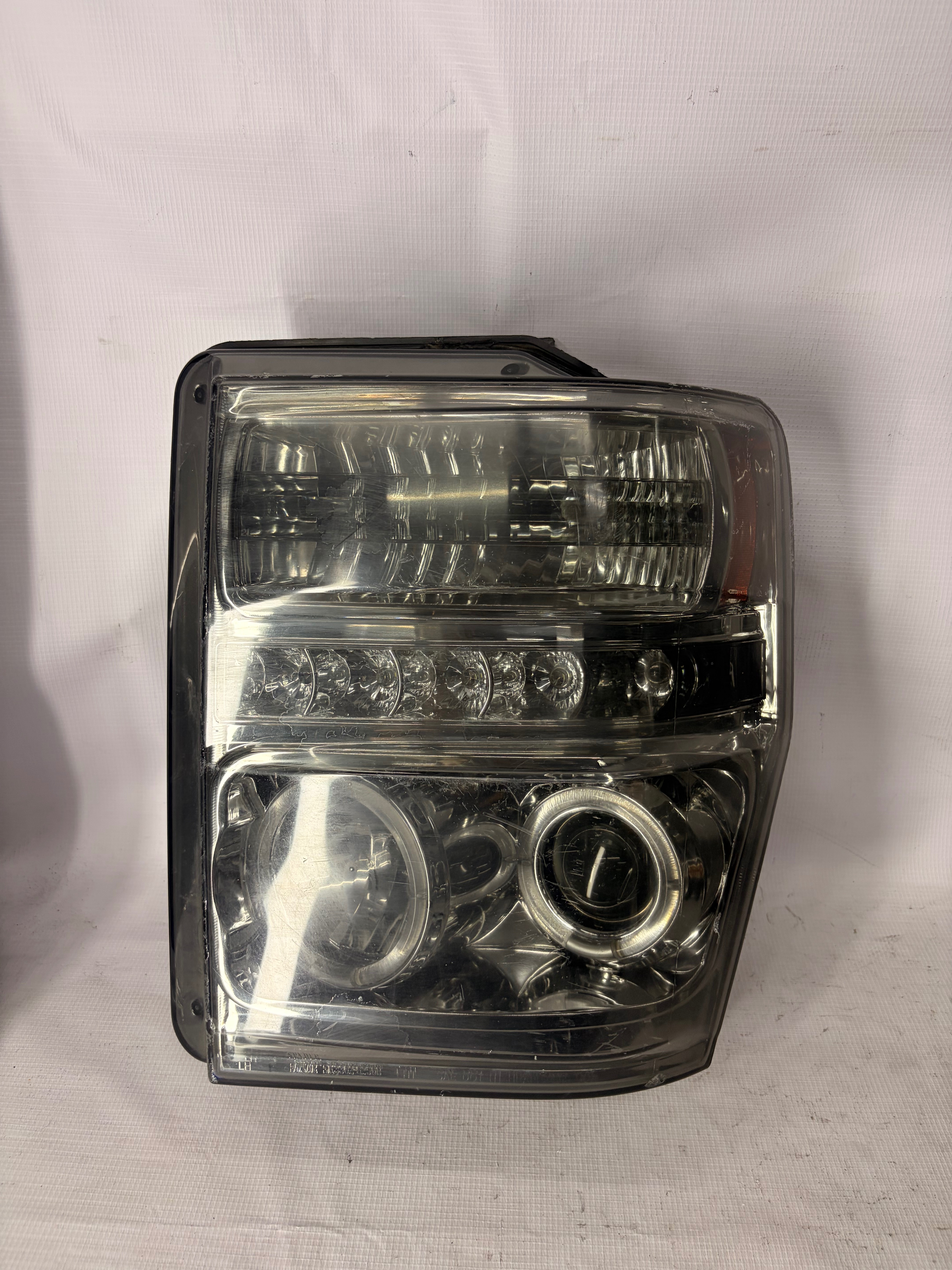Ford F-350 super duty 2008 - 2010 Faro Izquierdo Usado Generico