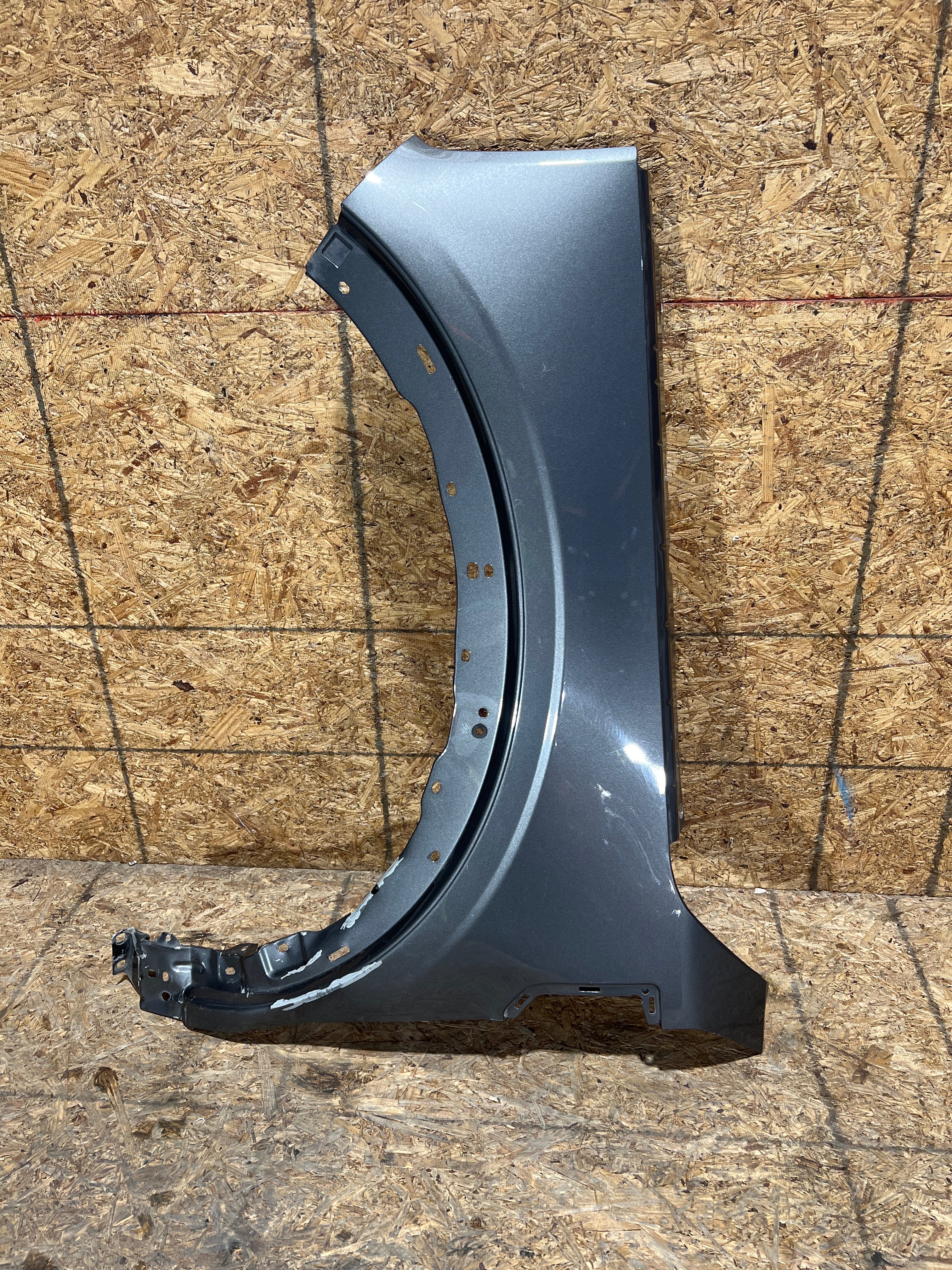 Ford Bronco 2021 - 2024 Salpicadera Izquierdo Usado Original