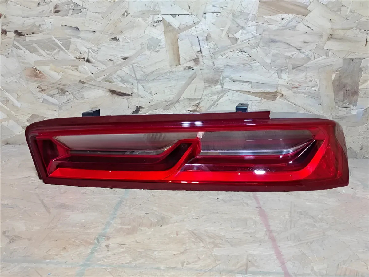 Calavera Exterior Derecho(a) Chevrolet Camaro 2016 2 Puertas - vista 1