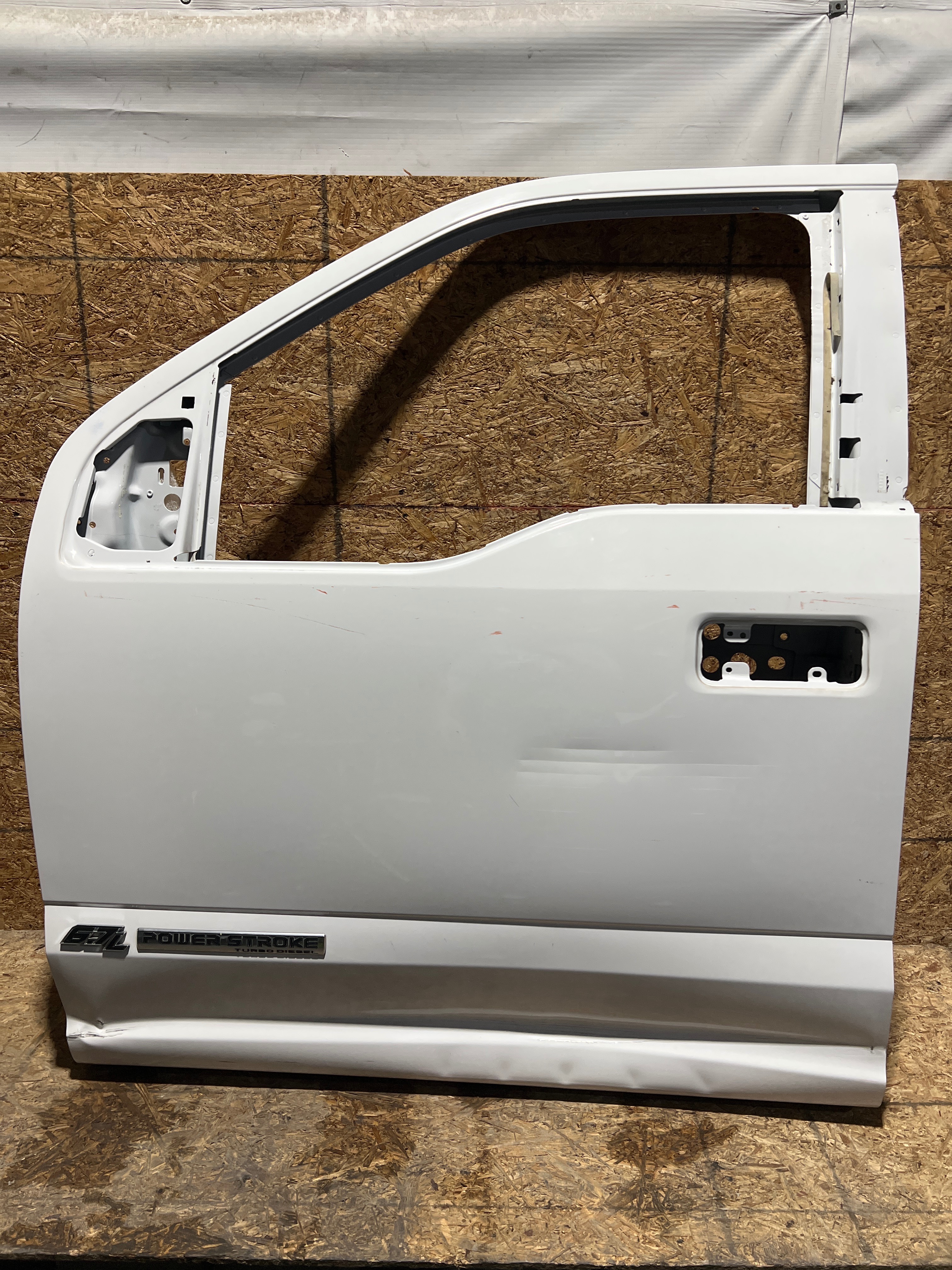 Ford F-250 2024 - 2026 Puerta Delantera Izquierdo Usado Original