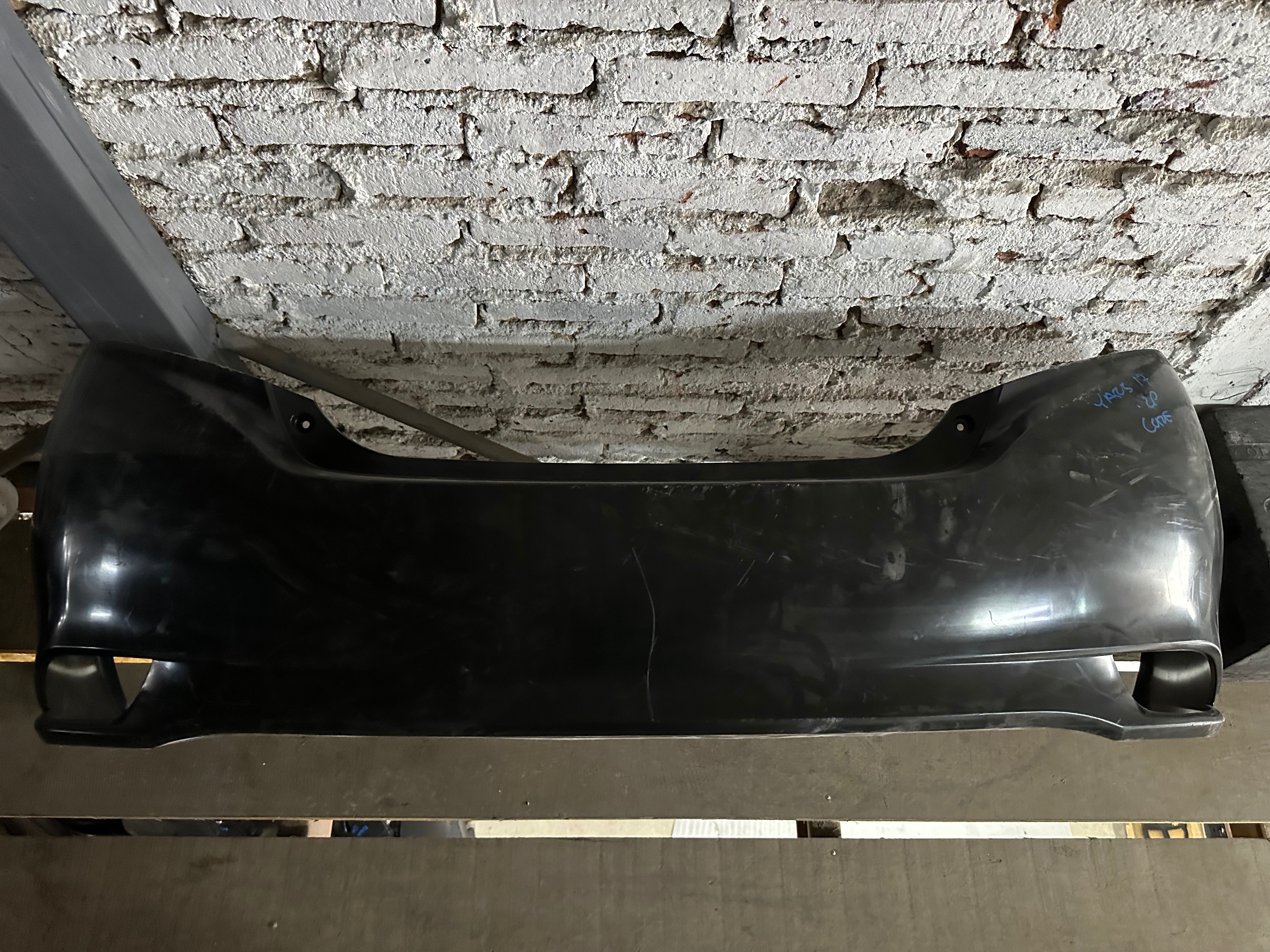 Toyota Yaris 2016 - 2020 Fascia Trasera Usado Generico