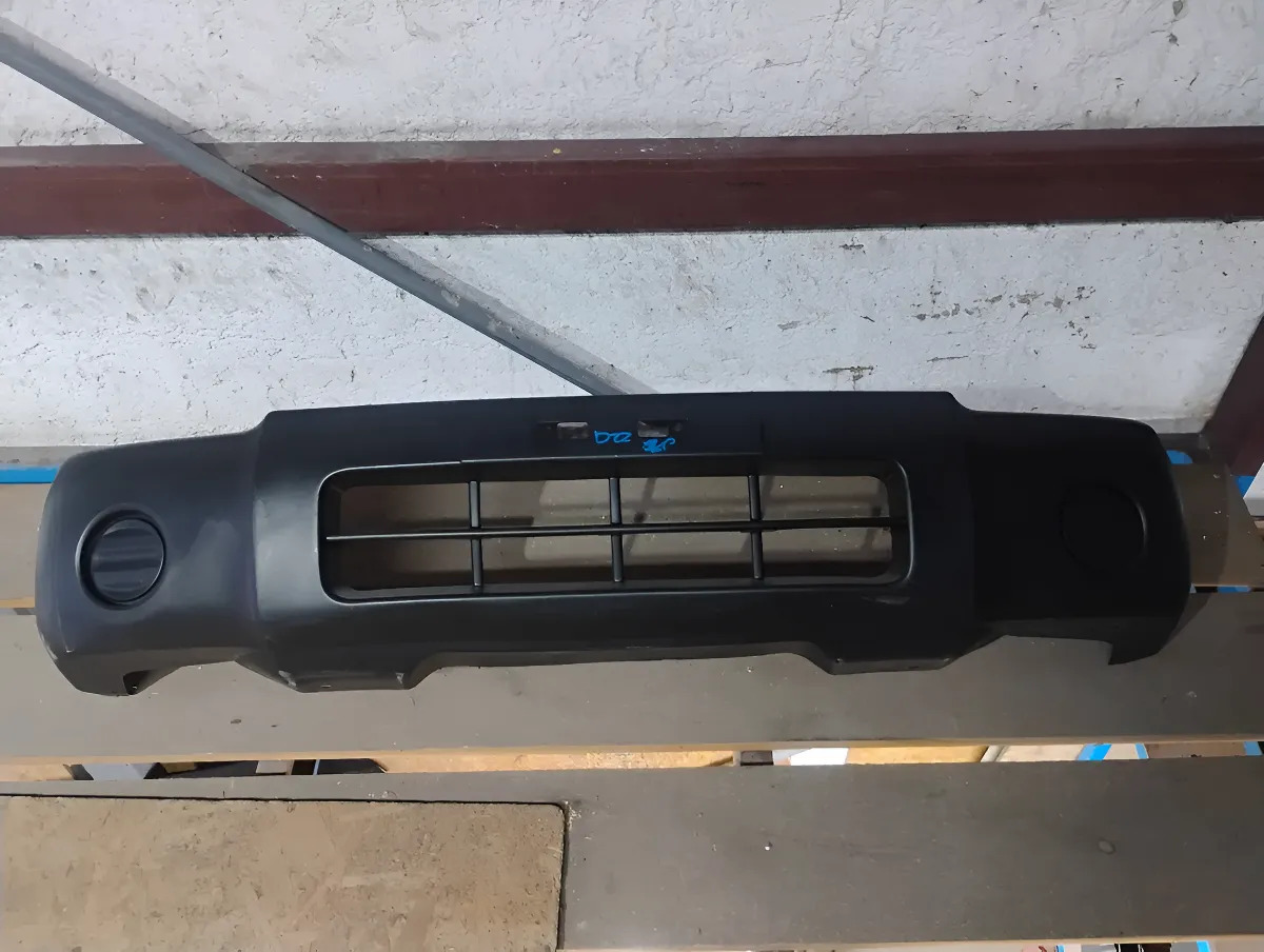 Nissan D22 2008 - 2012 Fascia Usado Generico