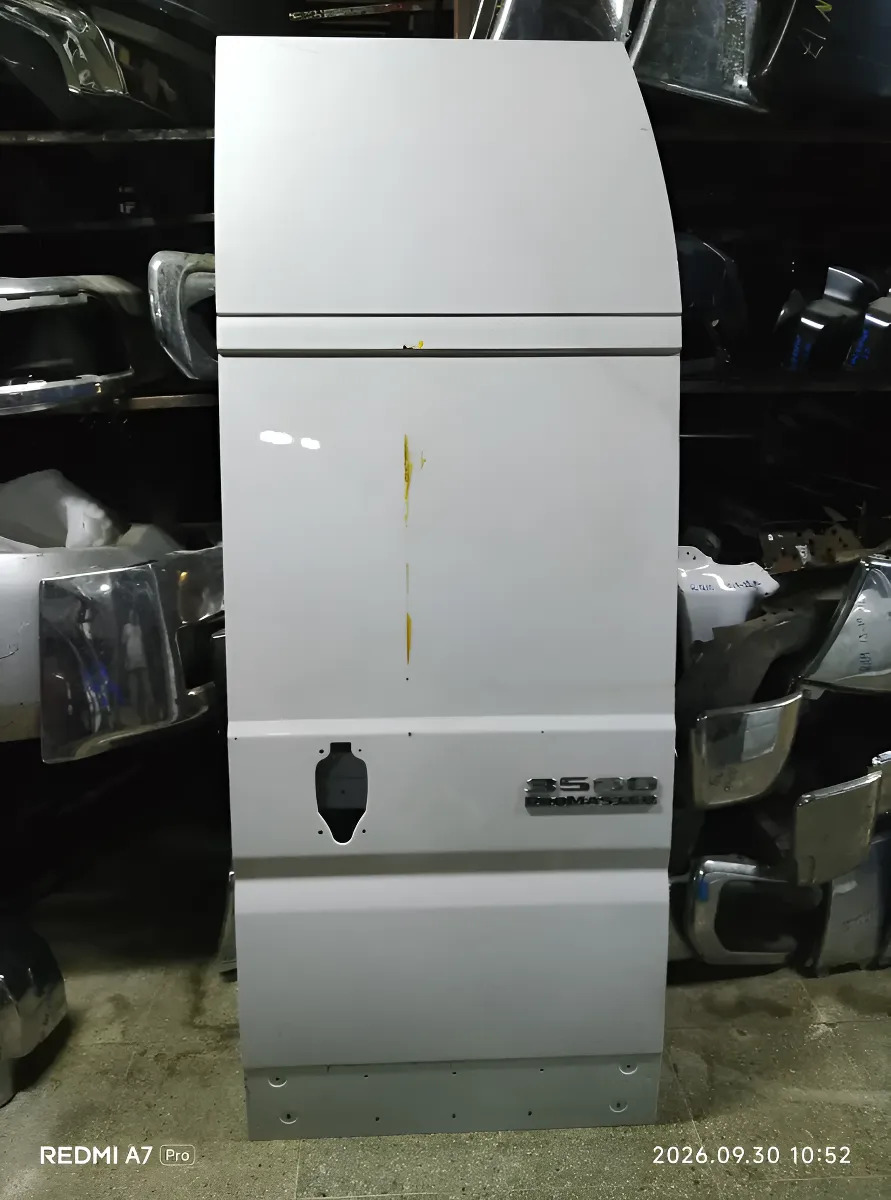 Puerta Trasera Derecha Ram Promaster 2017 Extra Larga Delantera Derecha Blanco