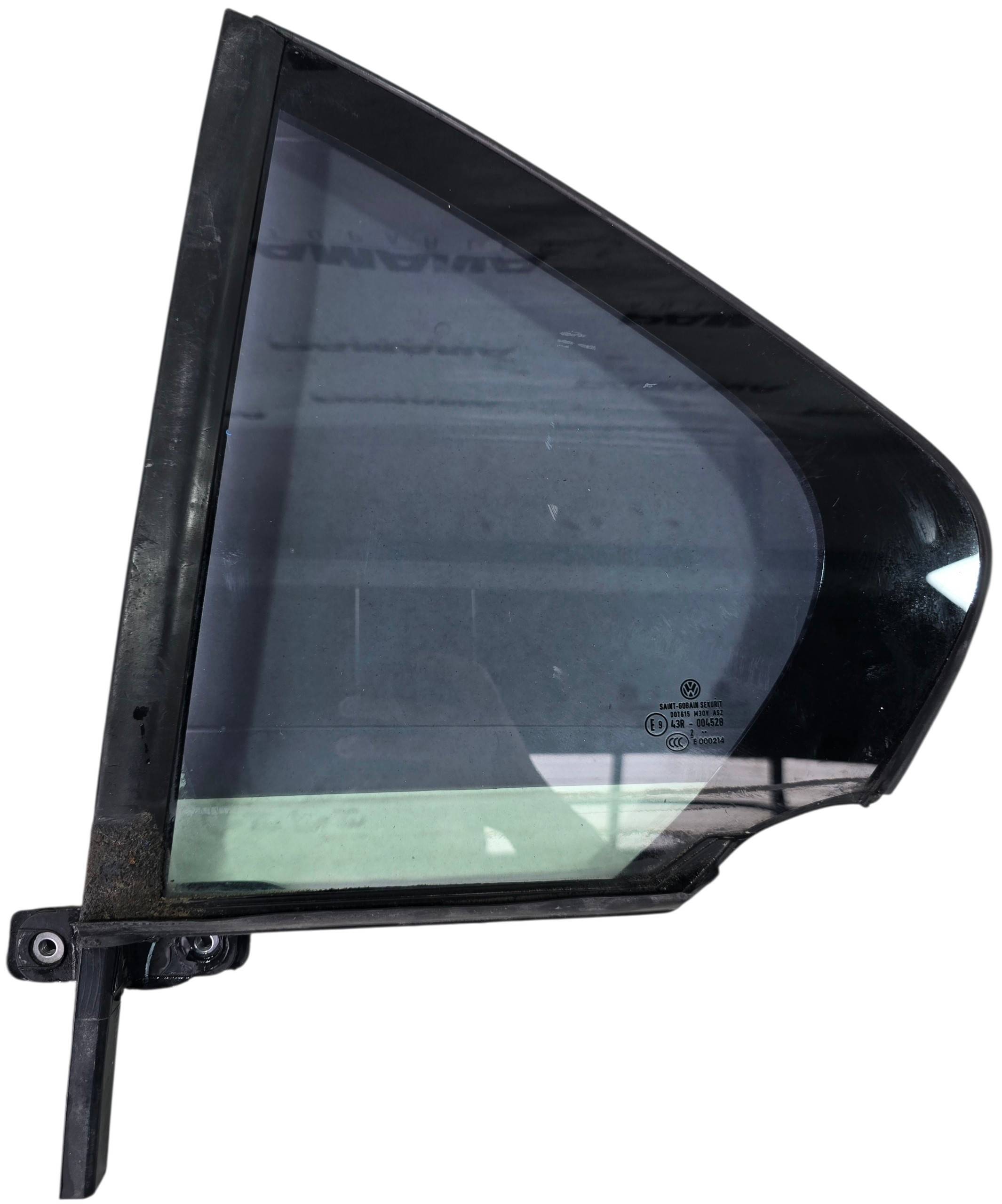 Volkswagen Jetta 2011 - 2018 Vidrio Trasera Izquierdo Usado Original