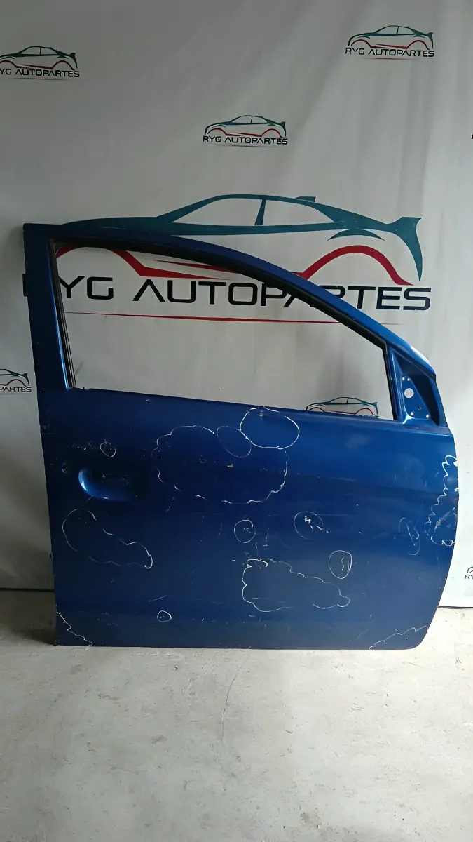 Puerta Delantera Derecha Dodge Attitude 2015-2024 Cascarón Delantera Derecho Azul