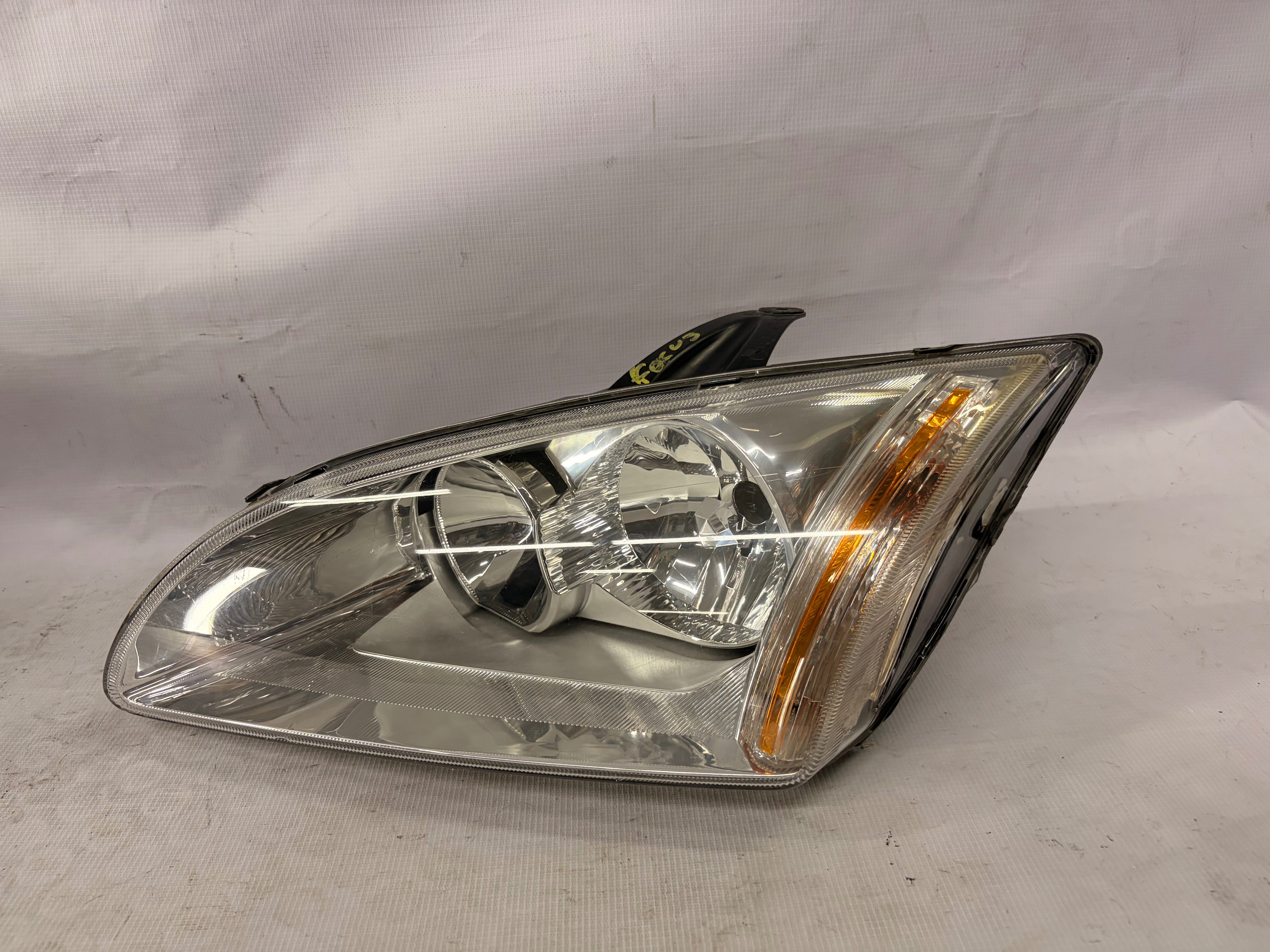 Ford Focus 2007 - 2008 Faro Izquierdo Usado Original