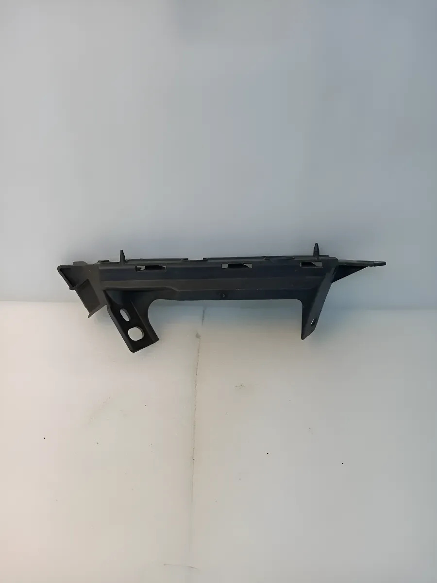 Guia De Facia Delantera Derecha Seat Ibiza 2010/2017.