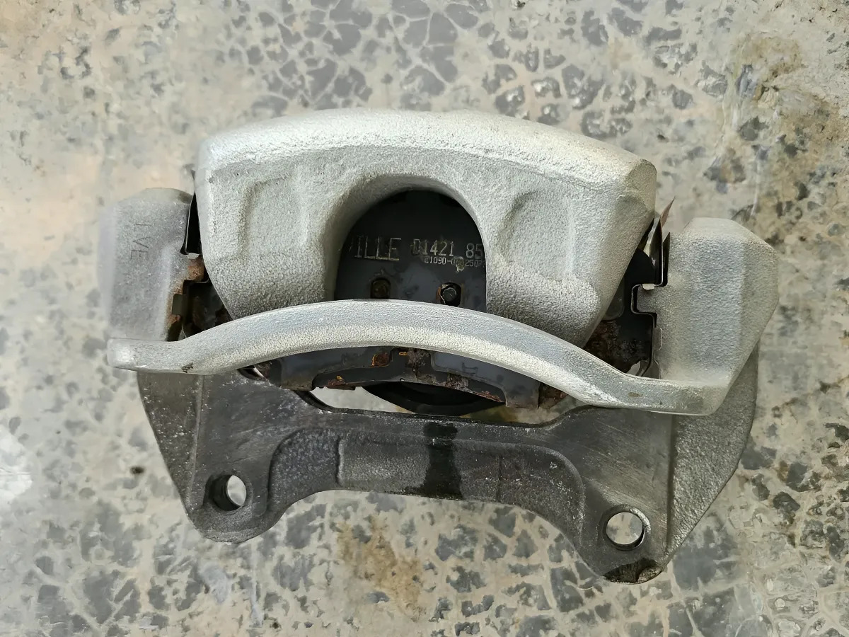 Chevrolet Malibu 2013-2015 Caliper Delantero Izquierdo