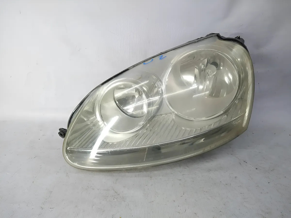 Volkswagen Bora 2005 - 2010 Faro Izquierdo Usado Original