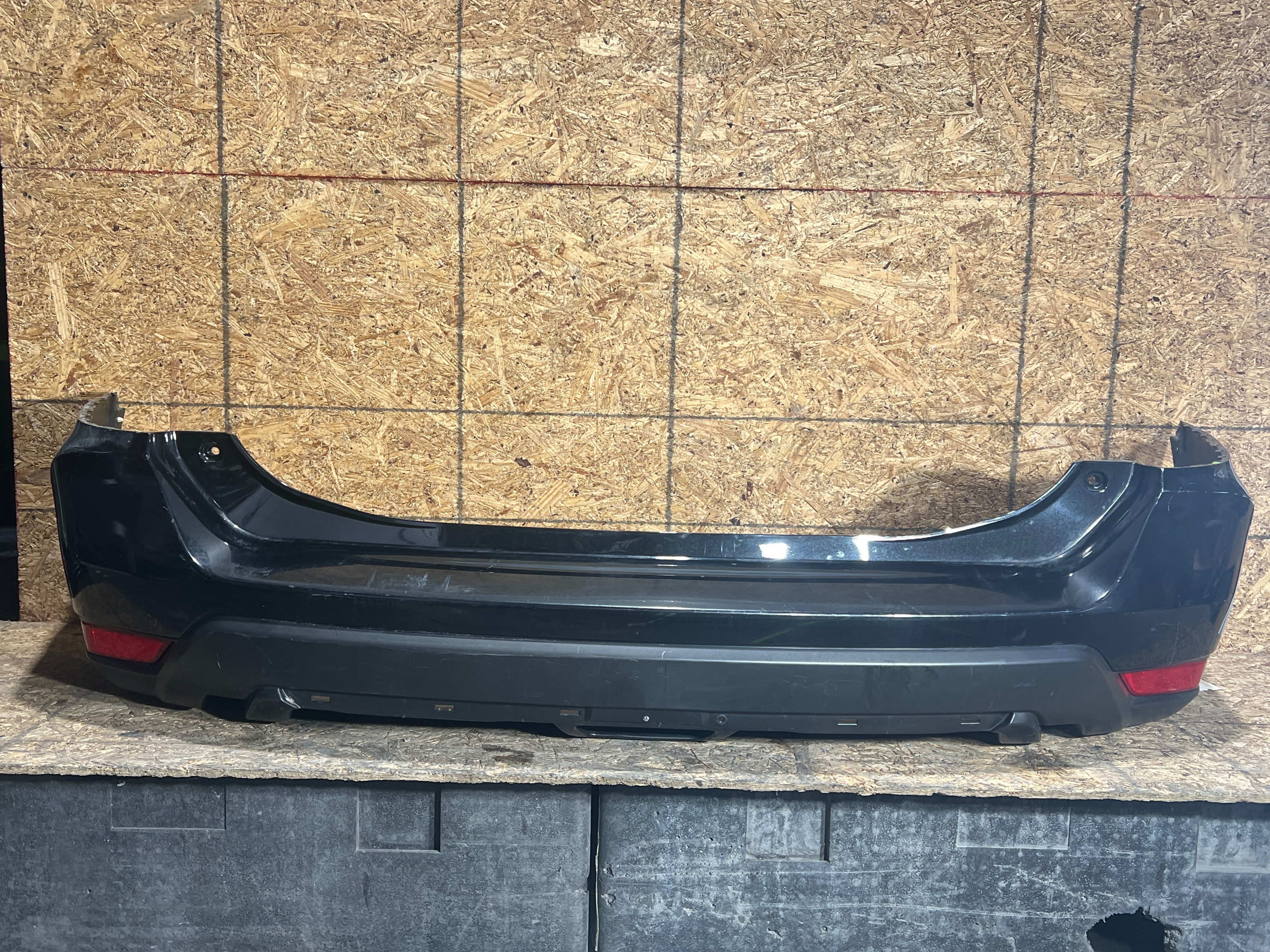 Nissan X-trail 2015 - 2017 Facias Traseras Trasera Usado Original