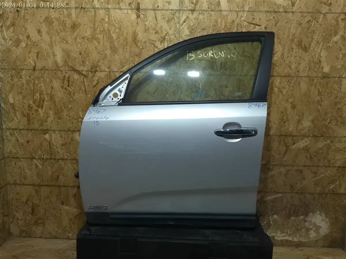 Puerta Delantero(a) Izquierdo(a) Electrica Kia Sorento 2015