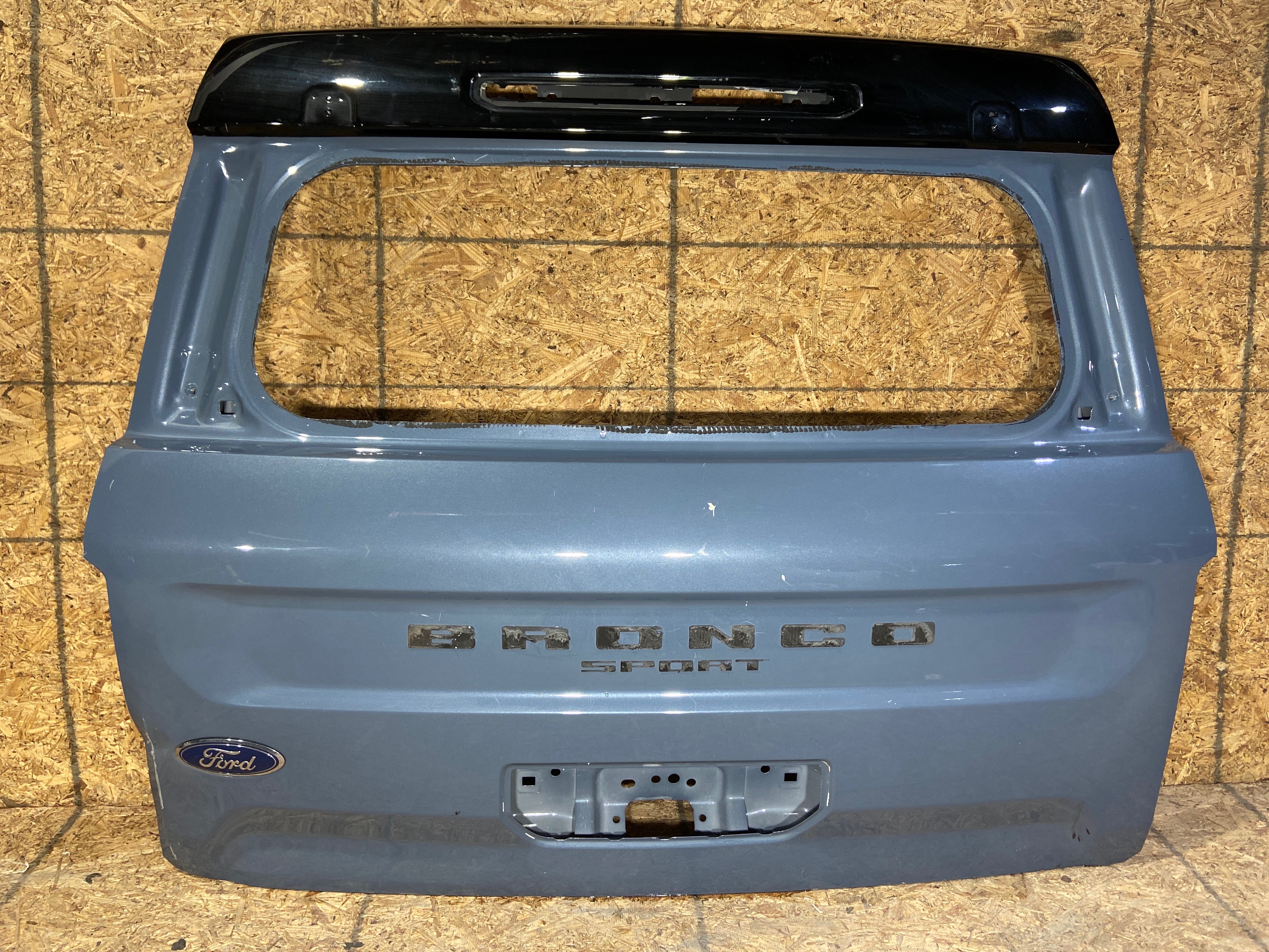 Ford Bronco 2021 - 2024 Cajuela Usado Original