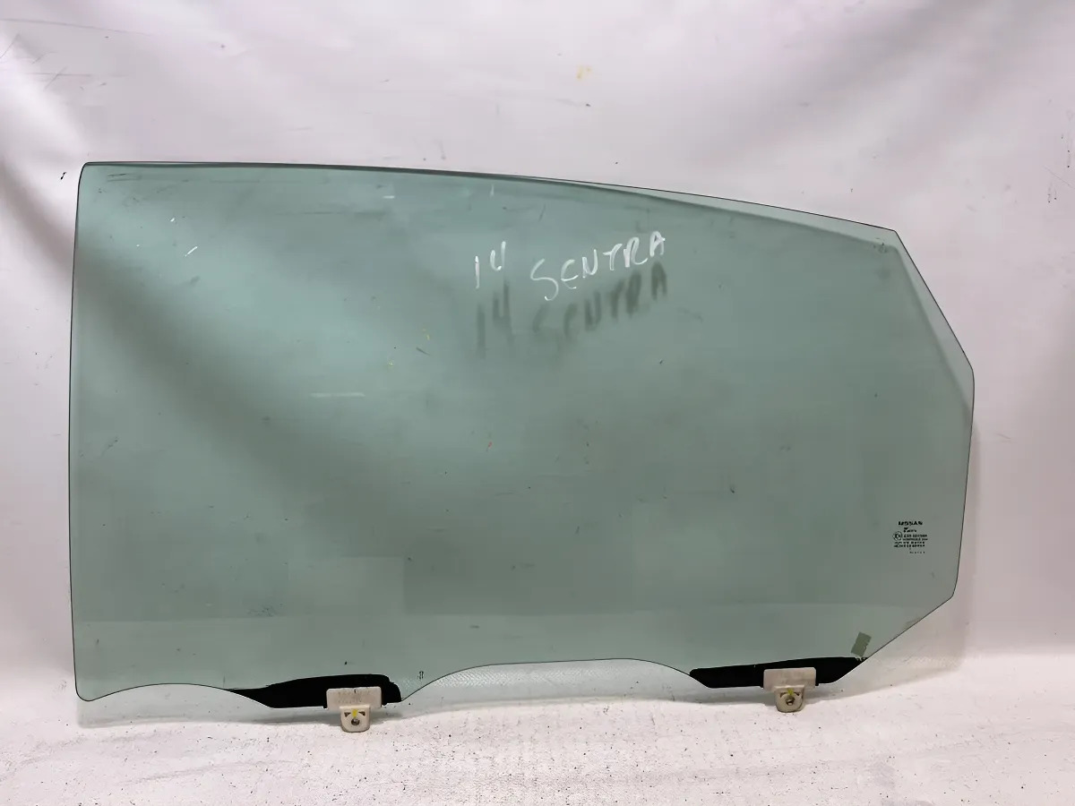 Vidrio Puerta Trasera Rh Nissan Sentra 2013 14 15 16 17 2018