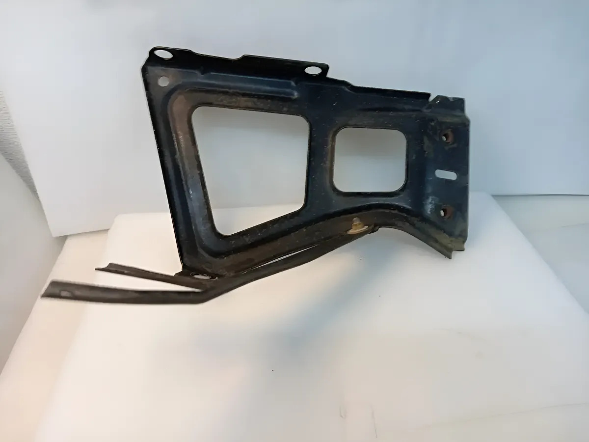 Brazos Defensa Trasera Derecha Ram 1500,2500,3500 2009/2018. Negro