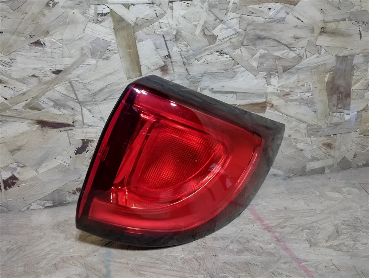 Calavera Exterior Derecho(a) Chrysler Pacifica 2018 5 - vista 1